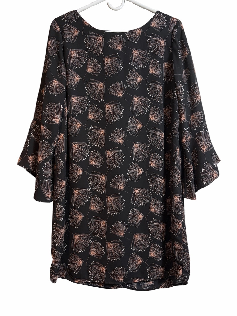 Veronica M Floral Bohemian Bell Sleeve Shift Mini Dress